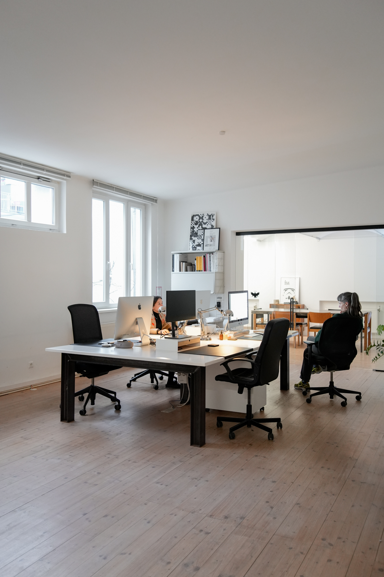 freier Schreibtisch bei MOOI DESIGN